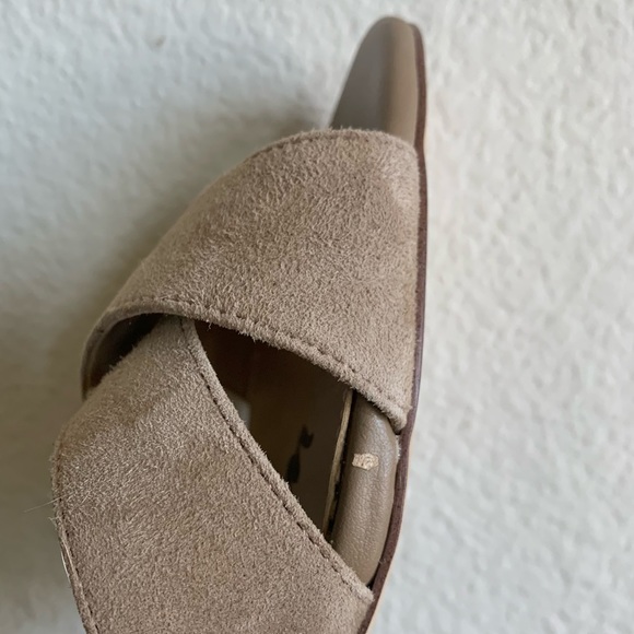 Sam Edelman Orlane Suede sandals with cross strap, 3 1/2” block heels. S… - Picture 11 of 14